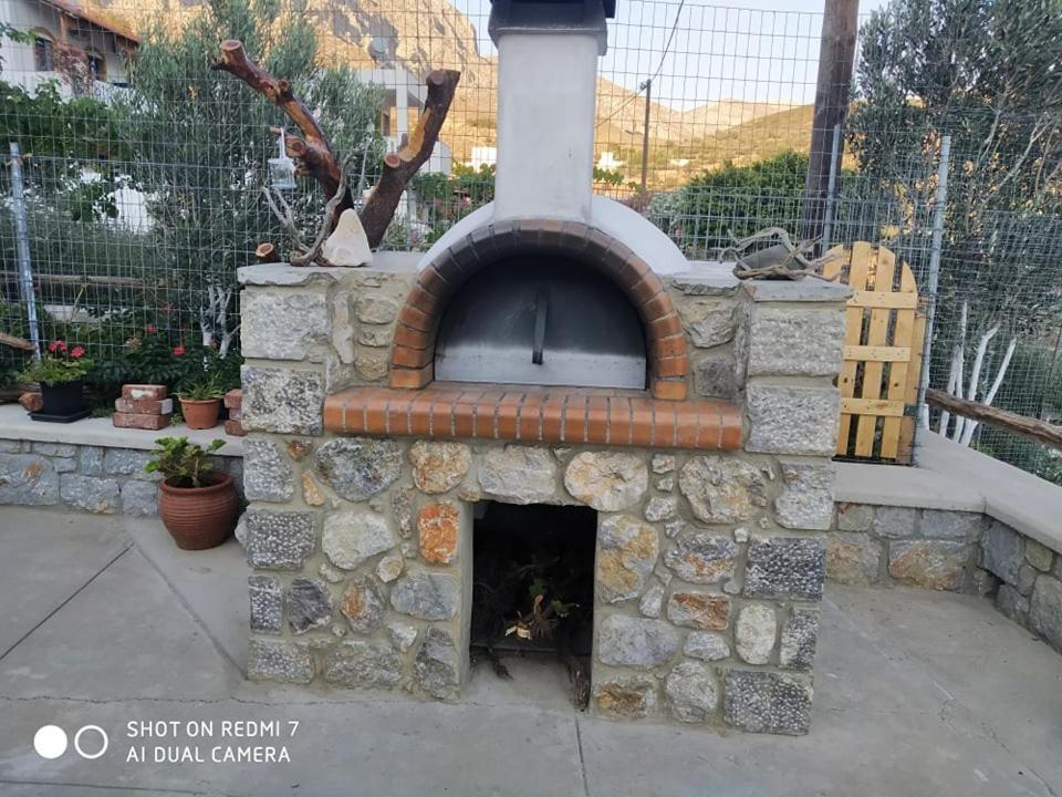 Manolakis Pizanias Διαμέρισμα Εμπορειός Εξωτερικό φωτογραφία